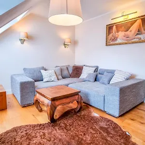 Apartment Modernes Mit Parkplatz - Klimaanlage -netflix, Coburg