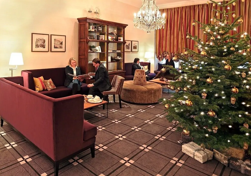 Dormero Hotel Coburg 4*,  Germania