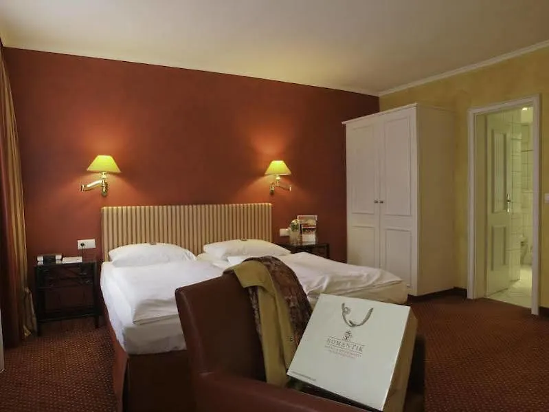Dormero Hotel Coburg 4*,